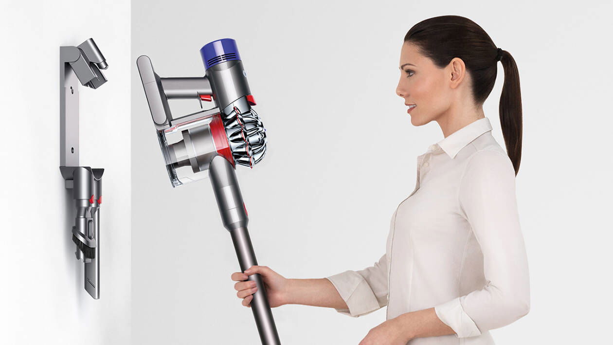 Immagine di Dyson V8: la scopa elettrica senza fili più cercata online, scontata di 100€!