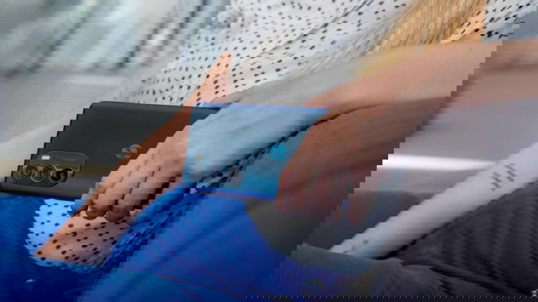Immagine di Motorola Edge 30 Pro, il nuovo top di gamma ha anche il pennino!