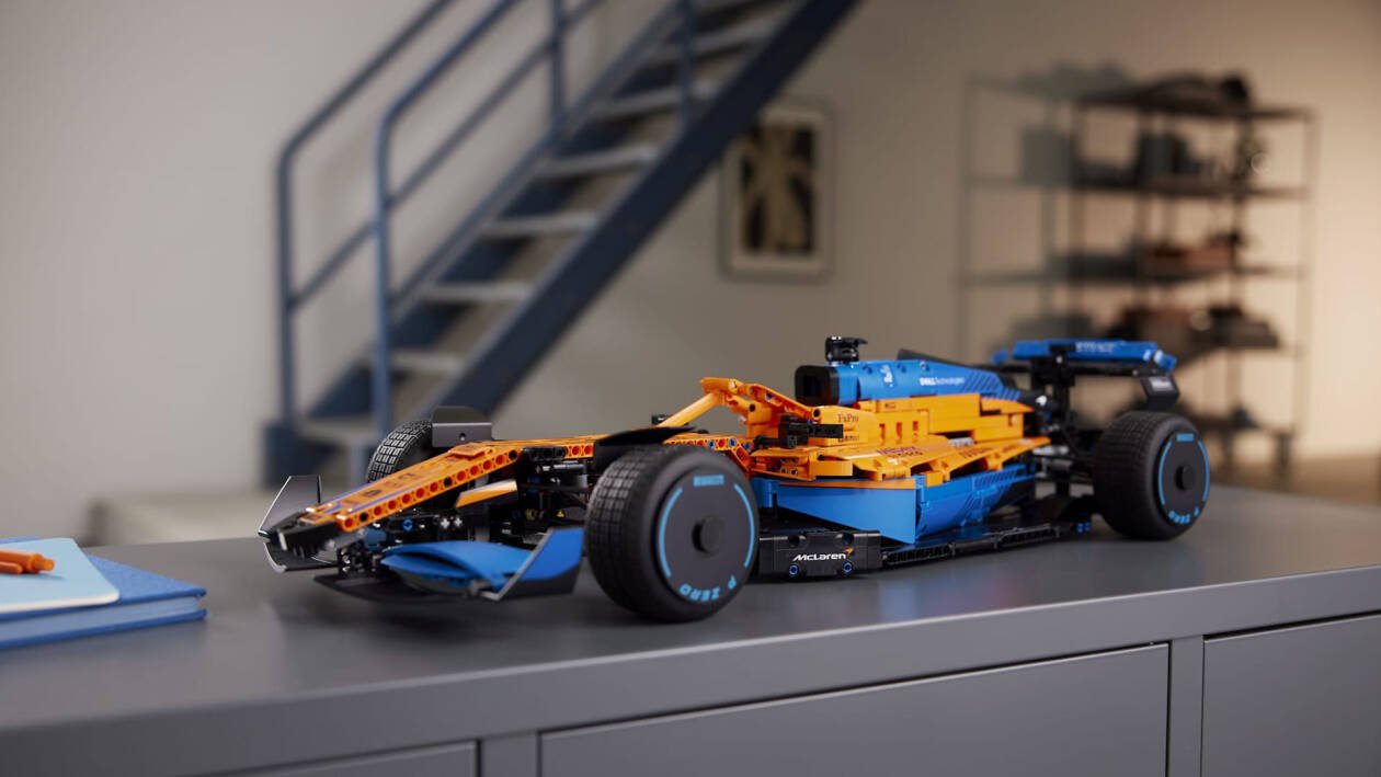 Immagine di È la McLaren F1 LEGO Technic il set più controverso del 2022