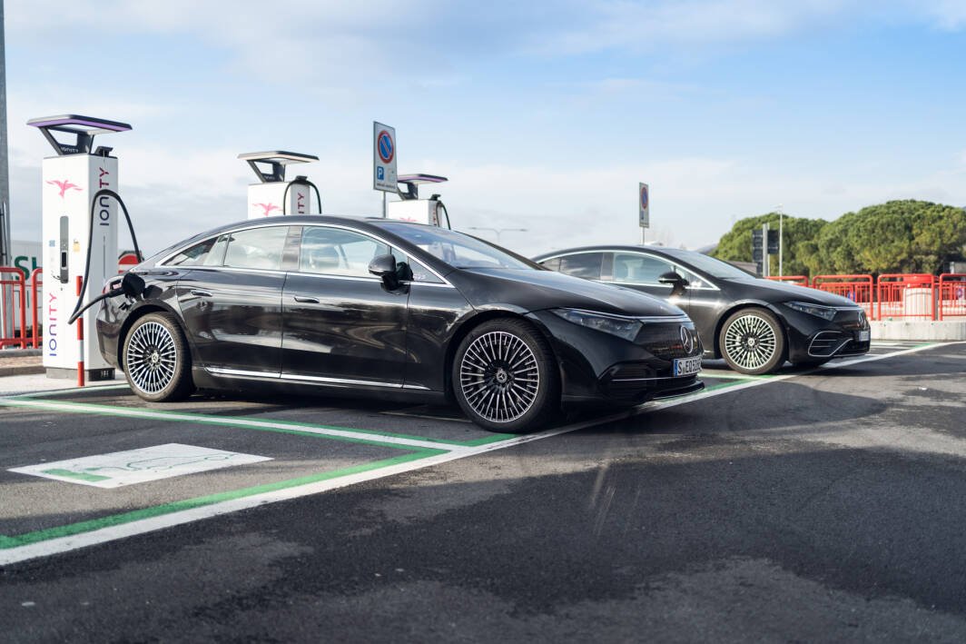 Immagine di Mercedes, l'update a pagamento migliora l'accelerazione
