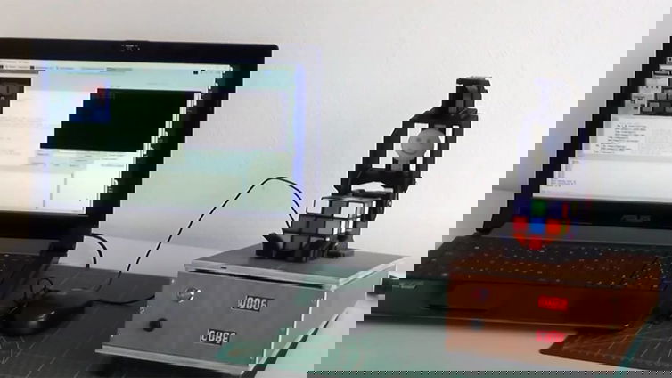 Immagine di Raspberry Pi 4 risolve il cubo di Rubik in un minuto