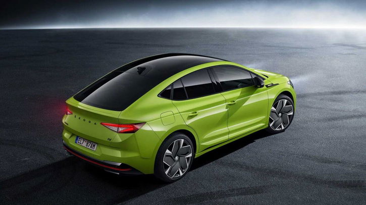 Immagine di Skoda Enyaq: il SUV elettrico diventa Coupé e sportivo