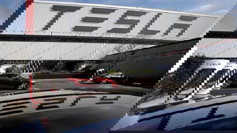 Immagine di Tesla, nuove accuse di razzismo nella fabbrica di Fremont