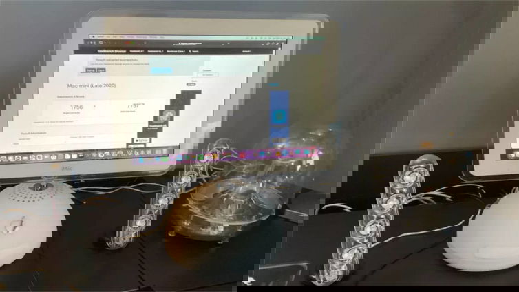Immagine di Un vecchio iMac G4 diventa un nuovo Mac con M1 con questo progetto