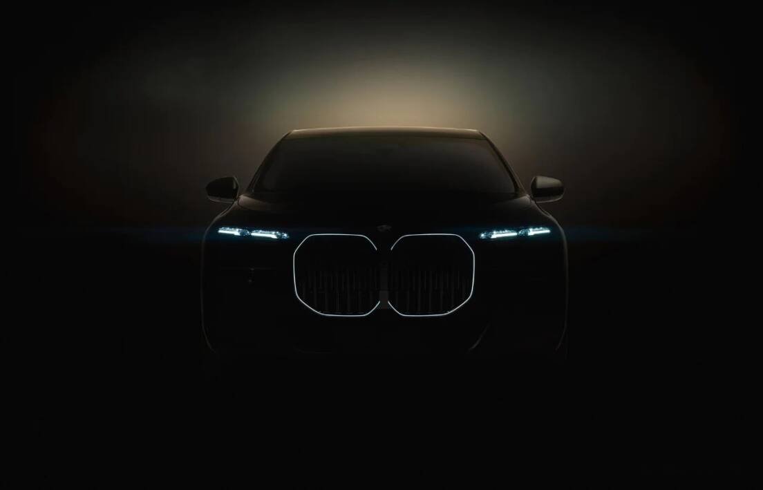 Immagine di BMW i7 sarà presentata il 20 aprile