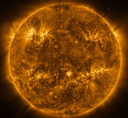Immagine di Una sfera di plasma solare raggiungerà la Terra il 14 aprile