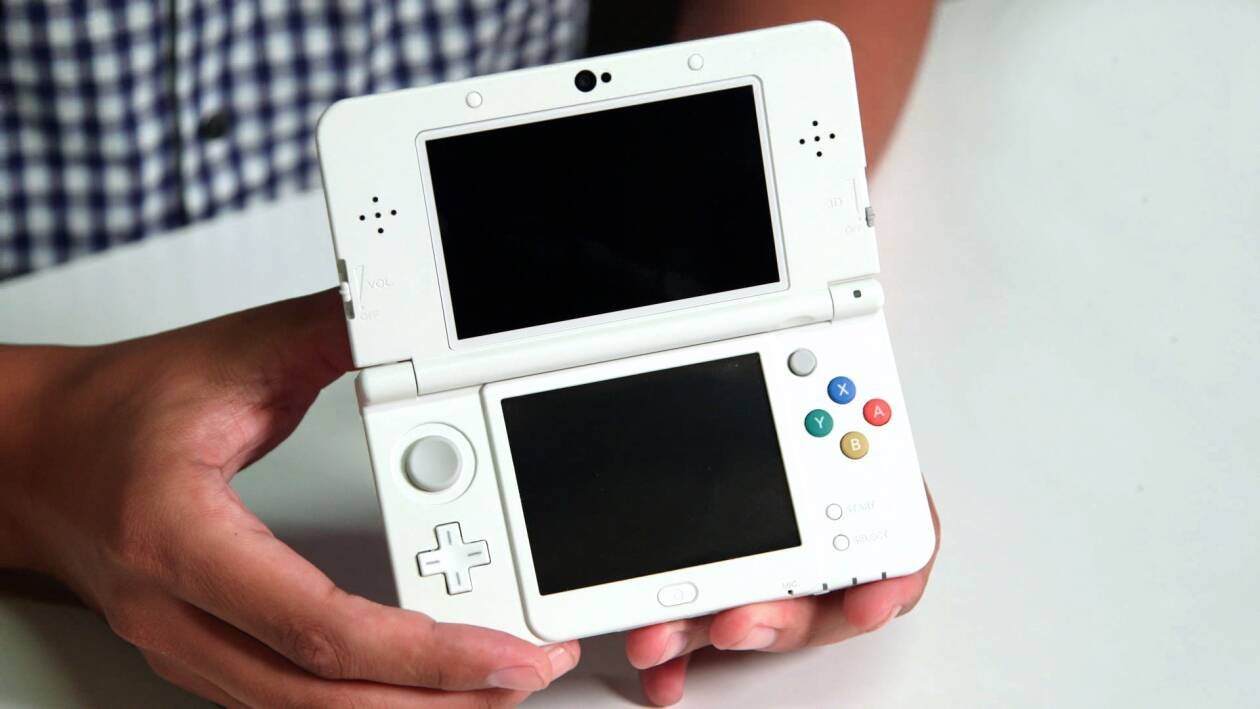 Immagine di Nostalgia del Nintendo DS? Vi bastano due Joy-Con e uno smartphone