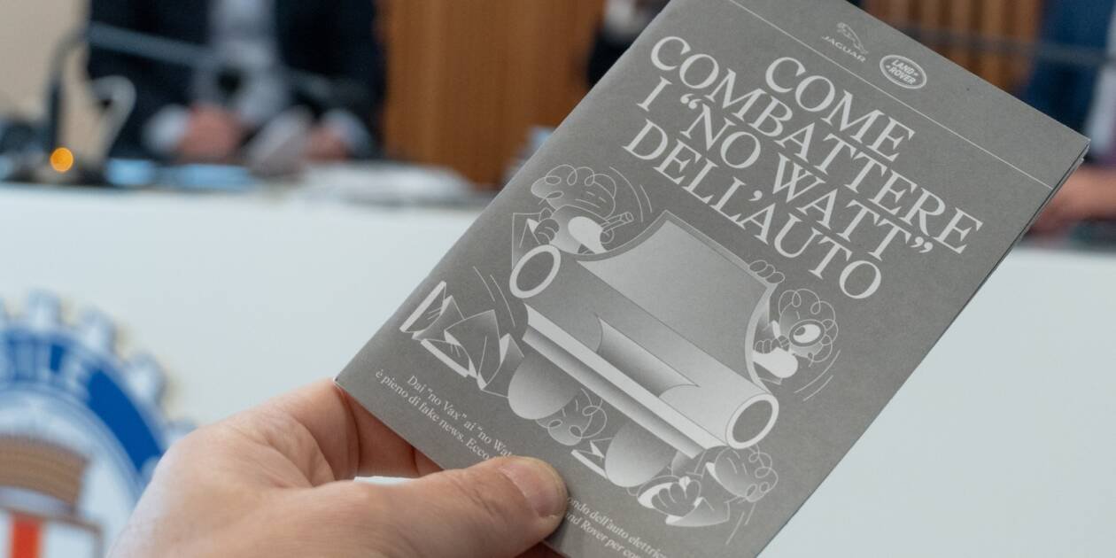 Immagine di Jaguar Land Rover, la E-ducation per combattere i 'No Watt'