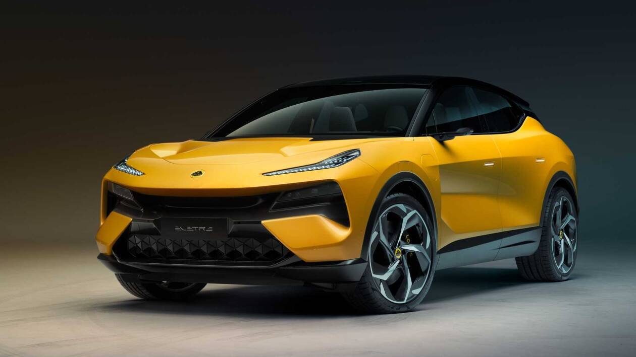 Immagine di Lotus approda sul mercato elettrico col SUV Eletre