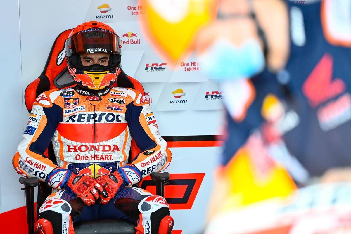 Immagine di MotoGP: la diplopia metterà fine alla carriera di Marquez?