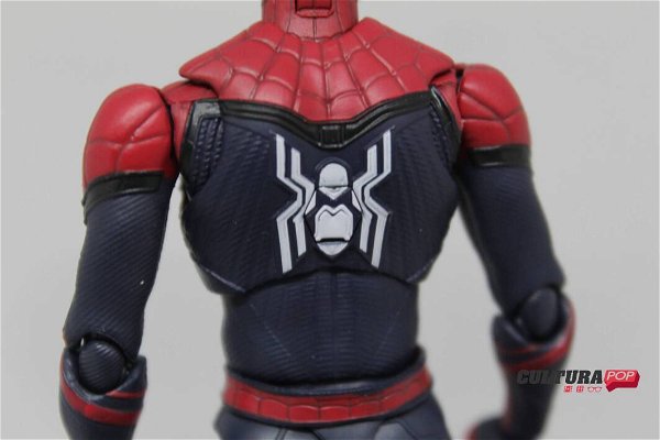 spider-man-upgraded-suit-s-h-figuarts-220055.jpg