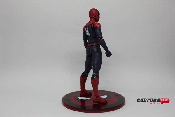 spider-man-upgraded-suit-s-h-figuarts-220063.jpg