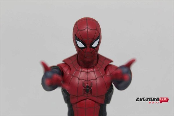spider-man-upgraded-suit-s-h-figuarts-220068.jpg