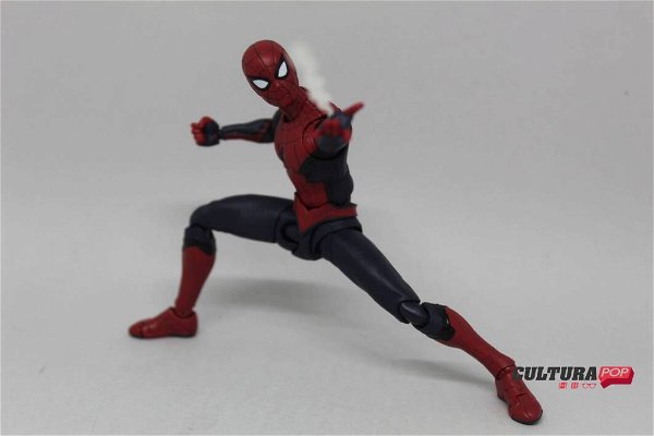spider-man-upgraded-suit-s-h-figuarts-220082.jpg