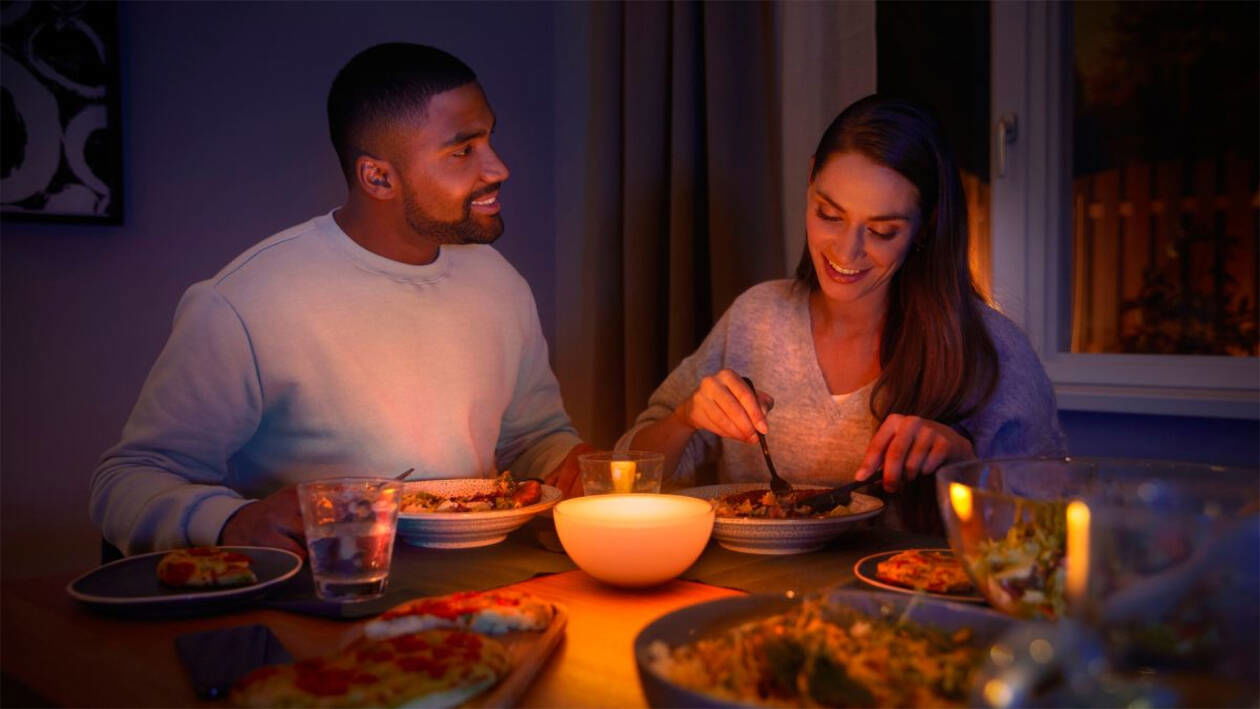 Immagine di Bellissima e smart, questa lampada Philips HUE è in sconto solo per oggi!