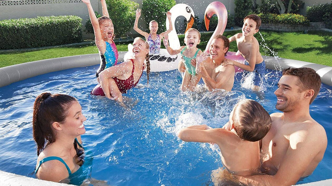 Immagine di Splendida piscina tonda gonfiabile scontata di 100€ su eBay