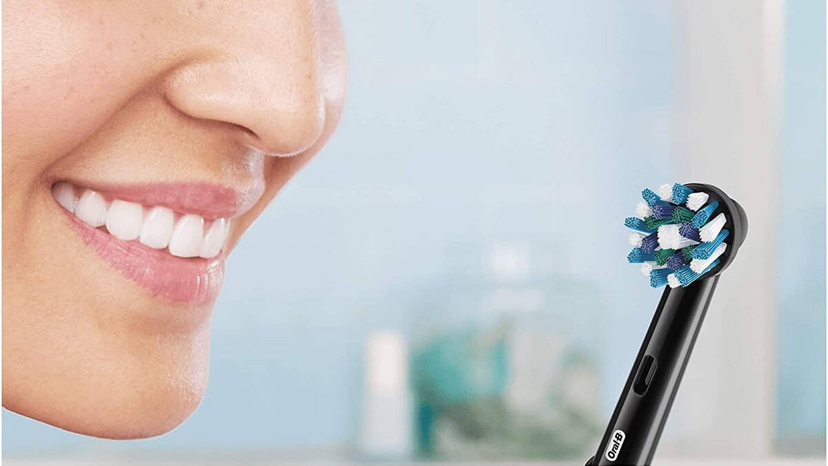 Immagine di Oral-B Pro 1: ottimo spazzolino elettrico a meno di 25€ su Amazon!