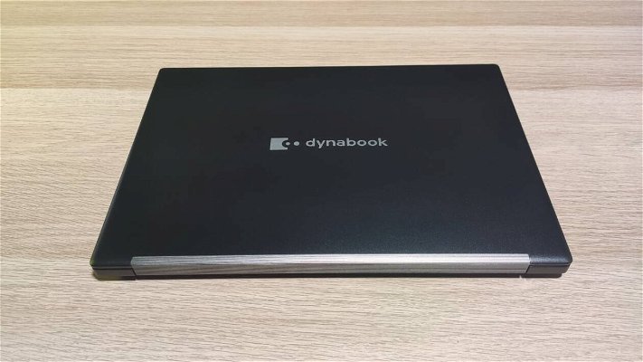 dynabook-port-g-x40-j-225163.jpg