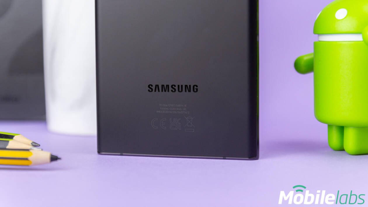 Immagine di Samsung Galaxy S23 si surriscalda? I benchmark lasciano perplessi