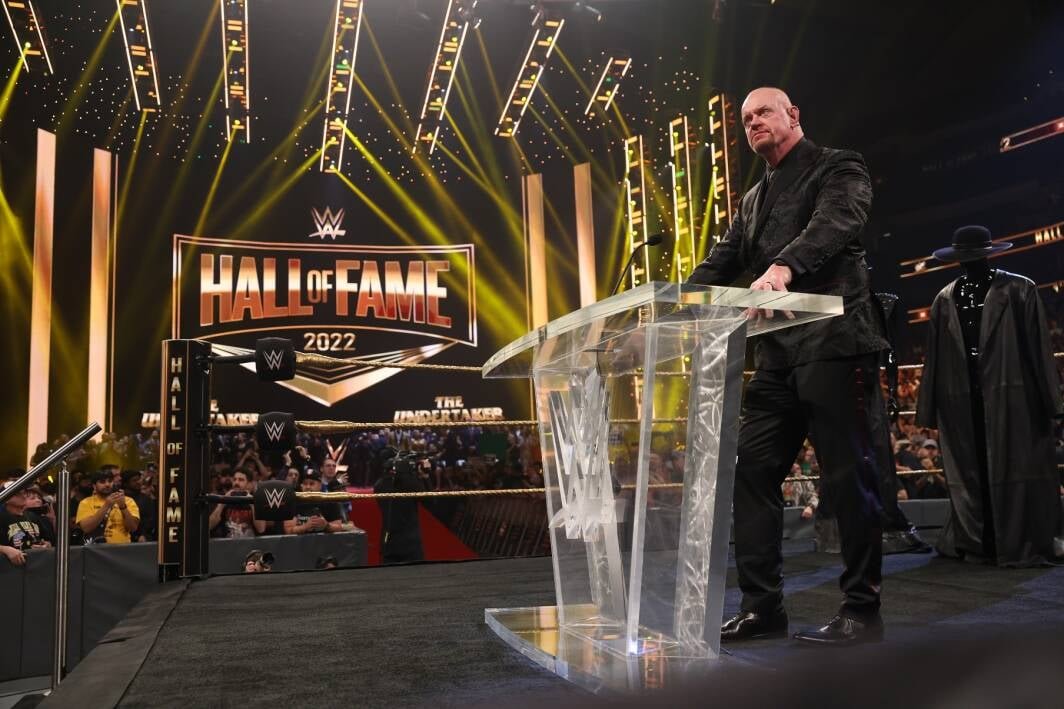 Immagine di The Undertaker nella Hall of Fame 2022: l'ovazione dei fan della WWE