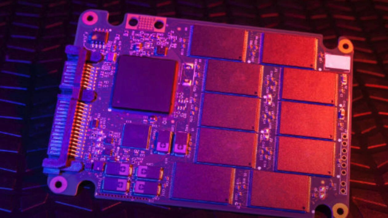 Immagine di È di Micron la prima NAND a 232 layer al mondo