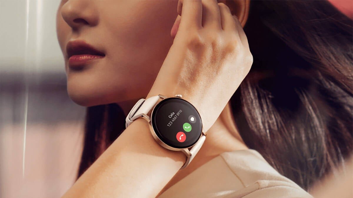 Immagine di Acquista Huawei Watch GT3 con 60€ di sconto e ottieni le FreeBuds 4i a soli 1,99€