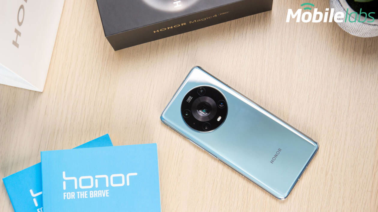 Immagine di Acquista HONOR Magic4 Pro e ricevi oltre 350€ di accessori in regalo!