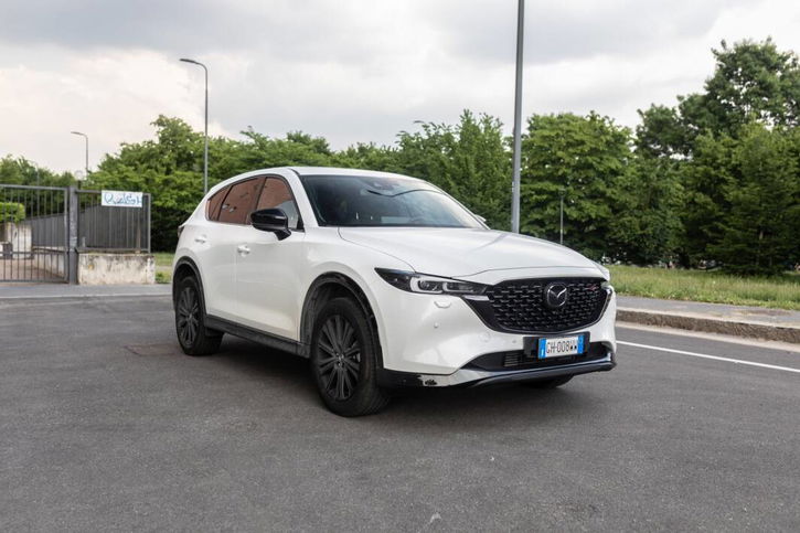 Immagine di Prova, Mazda CX-5 2022: il SUV diesel brioso ed elegante