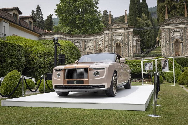 Immagine di Rolls-Royce Boat Tail ruba la scena a Villa d'Este