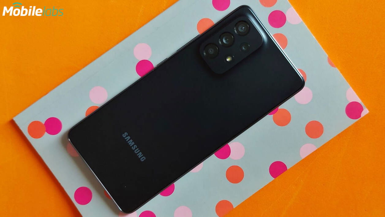 Immagine di Samsung Galaxy A53 recensione, l'erede al trono della fascia media?