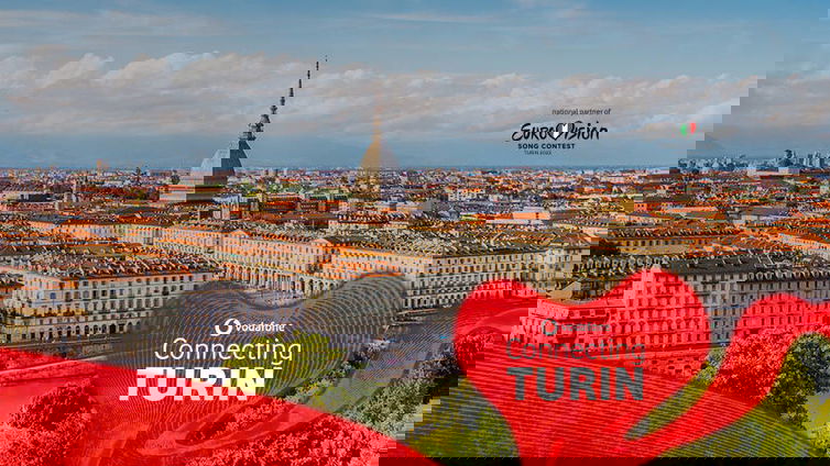 Immagine di Vodafone per Eurovision, il 5G e gli ologrammi rendono possibile il "teletrasporto"
