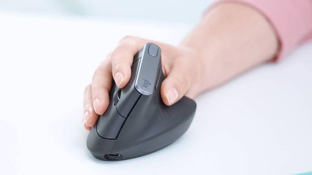 Immagine di Logitech MX: mouse verticale ed ergonomico a soli 65€!