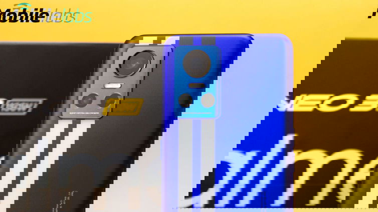 Immagine di realme GT Neo 3 150W recensione, il pioniere della ricarica
