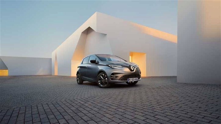 Immagine di Renault Zoe: la gamma si rinnova con il debutto del Model Year 2022