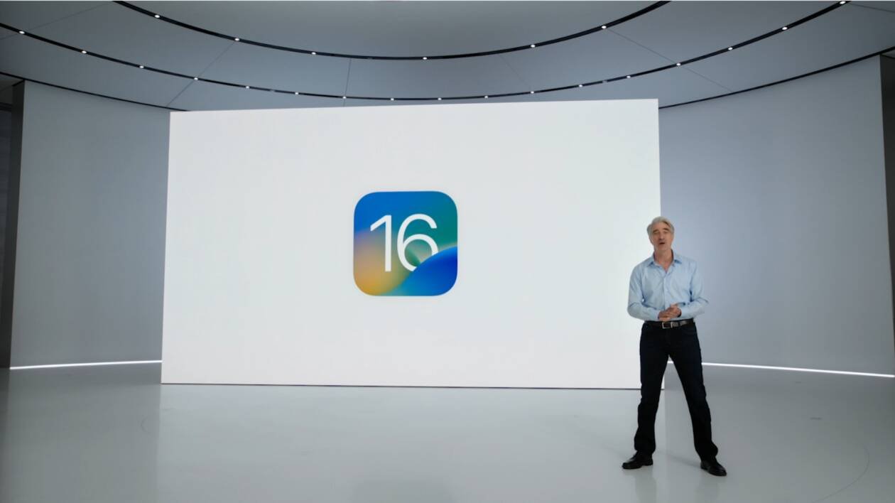 Immagine di iOS 16, gli iPhone abbandonati ed i modelli compatibili