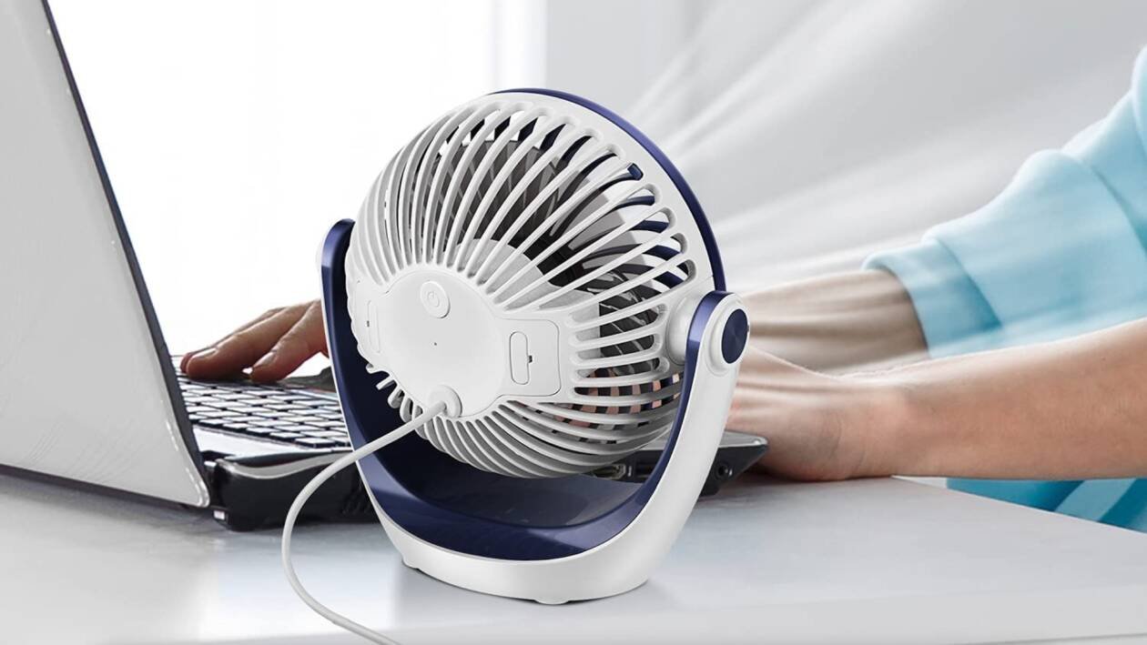 Immagine di Rinfresca la tua scrivania con questo mini ventilatore a soli 17€