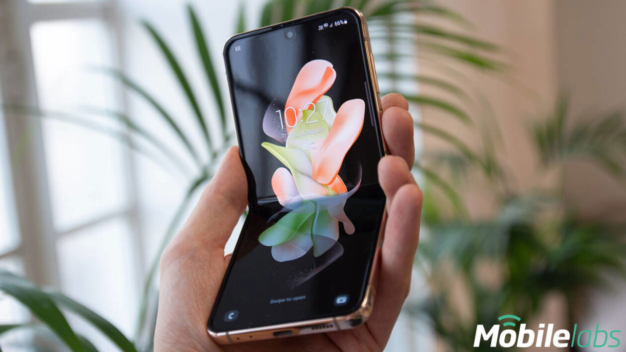 Immagine di Samsung Galaxy Z Flip4 a soli 749€! Il prezzo più basso da mesi!