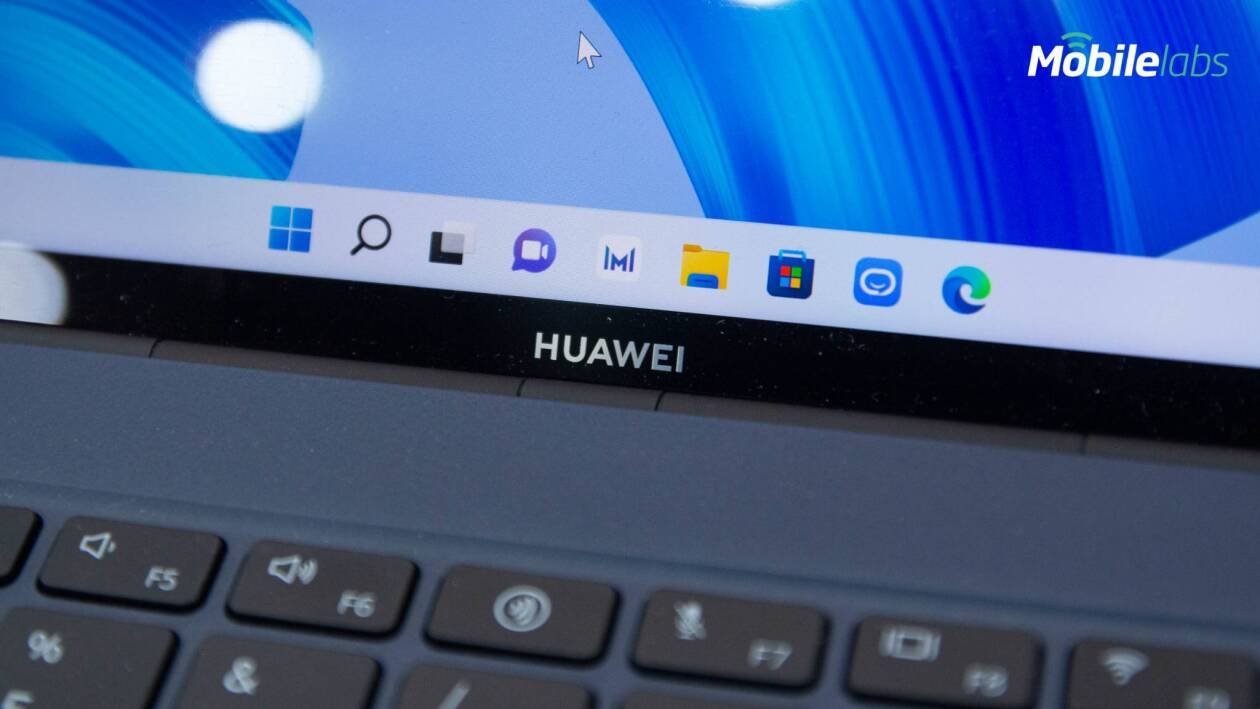 Immagine di MateBook X Pro 2022, Huawei rinnova i laptop con funzionalità uniche