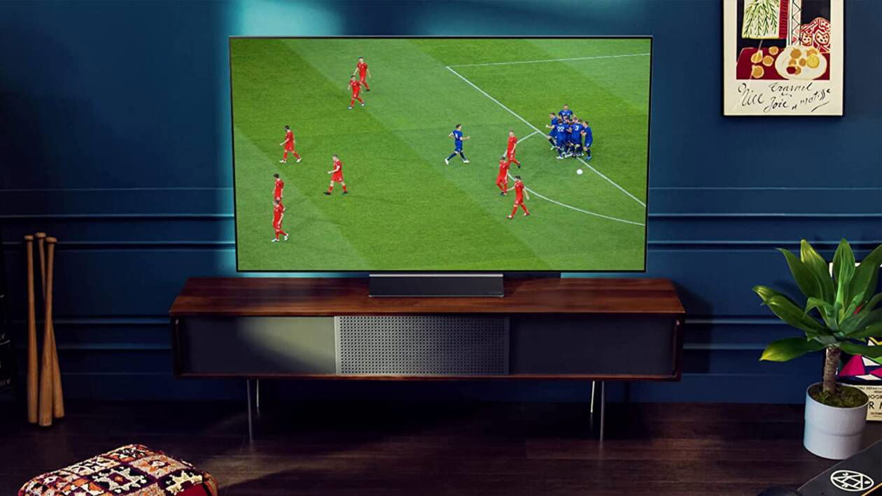 Immagine di TV LG OLED C2 65" a un prezzo folle! 800€ di sconto da Comet