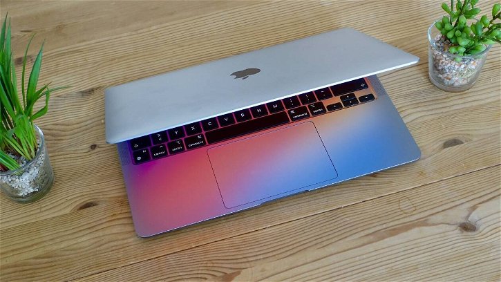Immagine di MacBook Air 15 è nuovo, ma nasce con un chip vecchio?