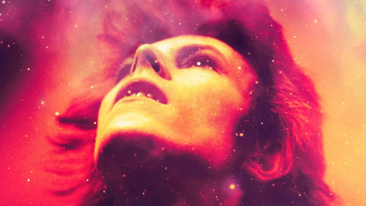 Immagine di Moonage Daydream, recensione: David Bowie come chiave di lettura dell’artista e dell'essere umano