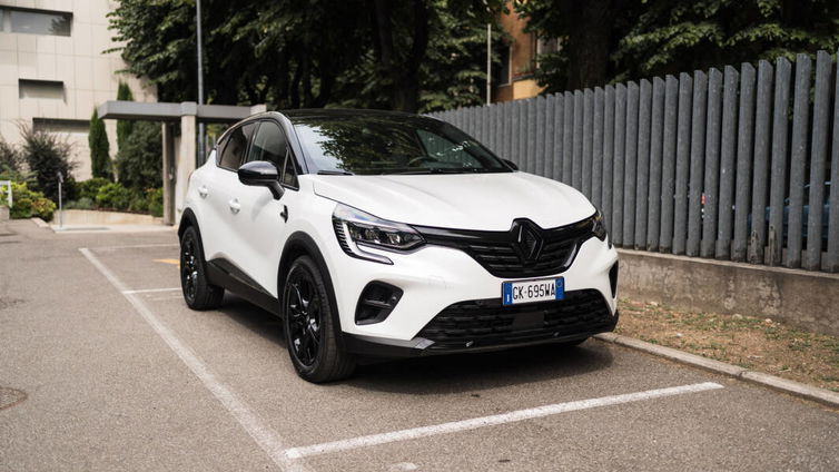 Immagine di Renault Captur E-Tech Plug-in Hybrid, cosa ci piace e cosa no | Pro e contro