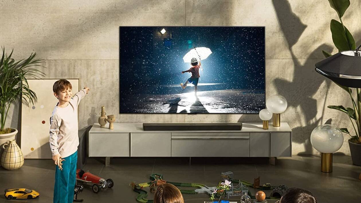 Immagine di Splendida smart TV LG OLED da 55" in sconto del 37%! Risparmi oltre 600€!