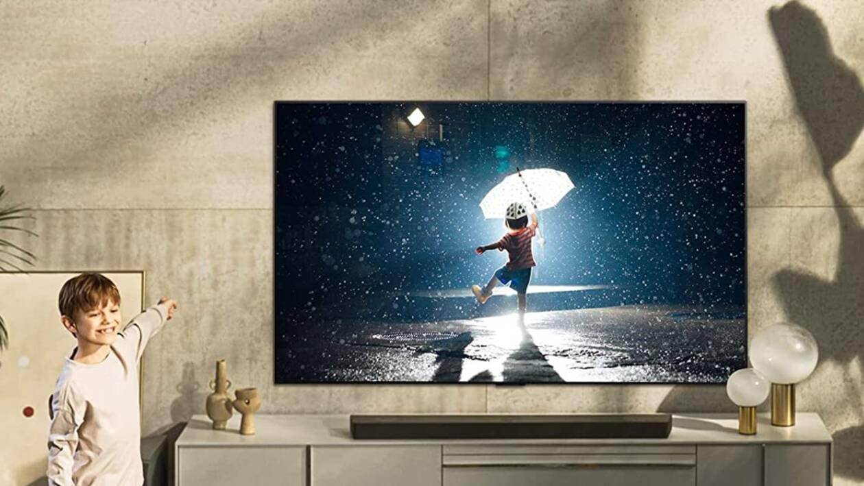 Immagine di Oltre 1000€ di sconto su questa fantastica smart TV da 83"! Altro che cinema!