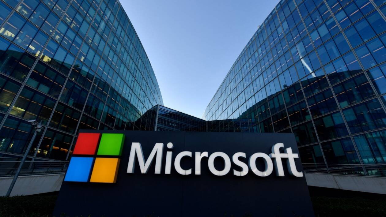 Immagine di Microsoft: quasi mille persone verrano licenziate dalle varie divisioni