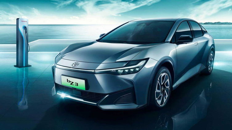 Immagine di Toyota bZ3, il colosso giapponese fa sul serio con l'elettrico