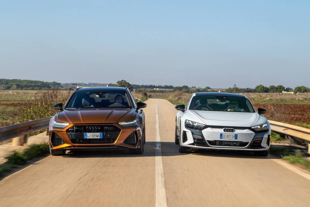 Immagine di Audi Granturismo, il duello tra RS 6 Avant e RS e-tron GT
