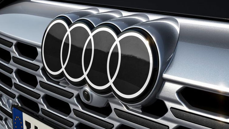 Immagine di Nuovo logo anche per Audi, che esordisce sul Q8 e-tron