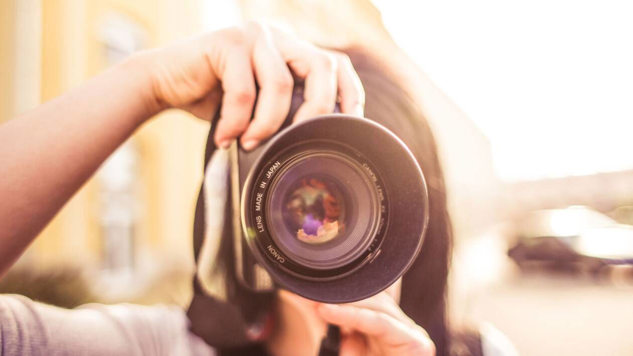 Immagine di Fotocamera Mirrorless Panasonic Lumix in sconto di oltre 600€!