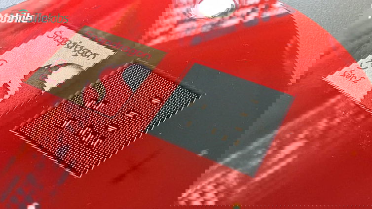 Immagine di Snapdragon 8 Gen 4 potrebbe essere prodotto solo da Samsung, preoccupazioni per il calore